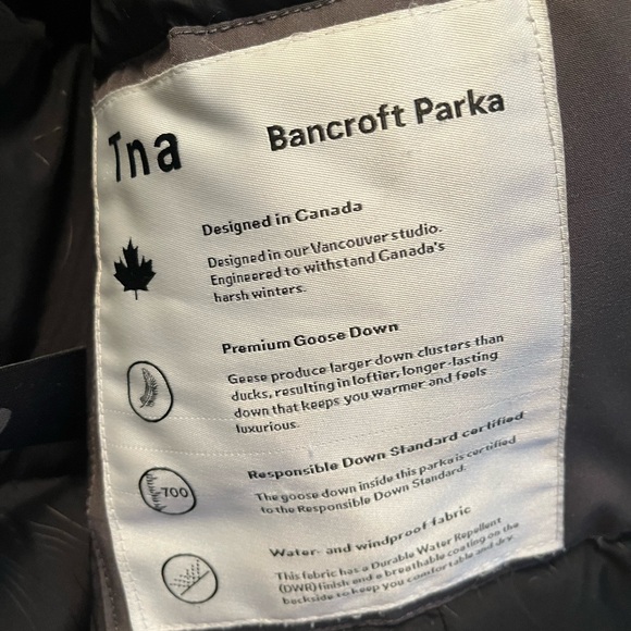 Bancroft Aritzia Parka gently worn for 1 season. - Picture 1 of 8